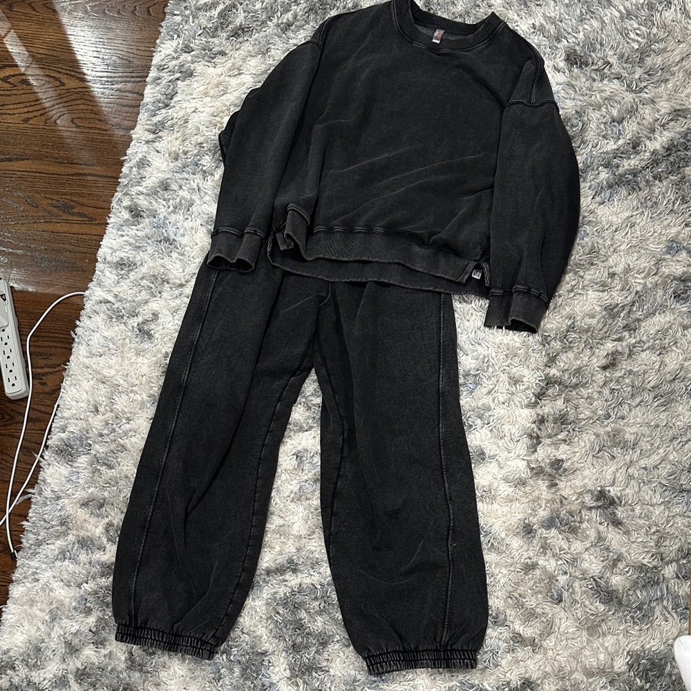 FP Movement All Star Pullover + Pants washed black